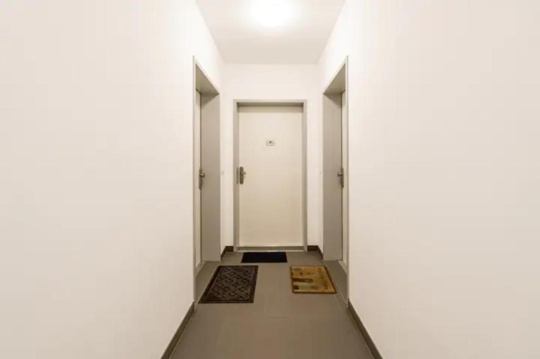 Near Lake Fully Furnished Beautiful Apartment Wien Eksteriør bilde